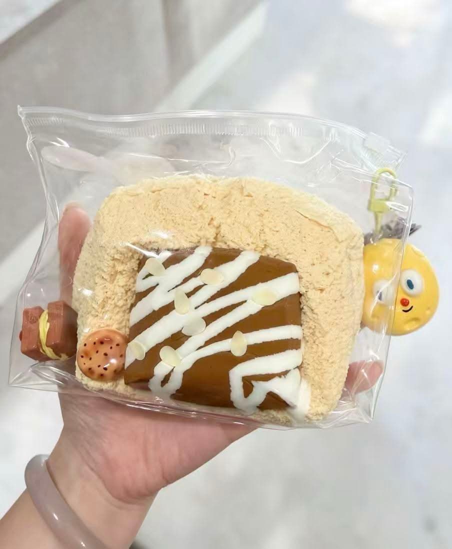 Chocolate Drizzle Treat Squishy